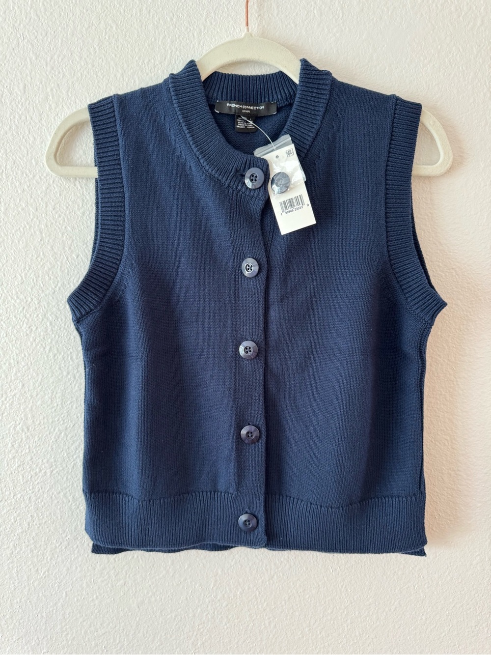 French Connection Women’s Sweater Vest Classic Navy NWT